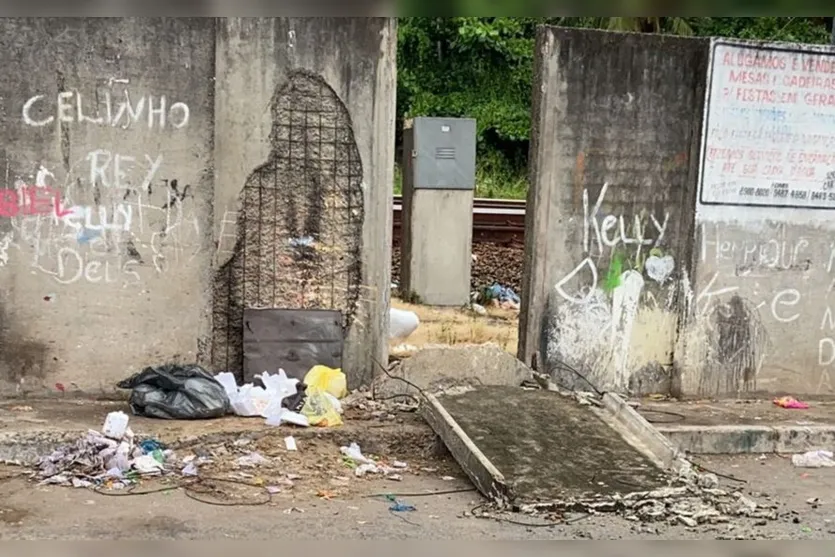 Criança de 8 anos é esmagada por placa de concreto