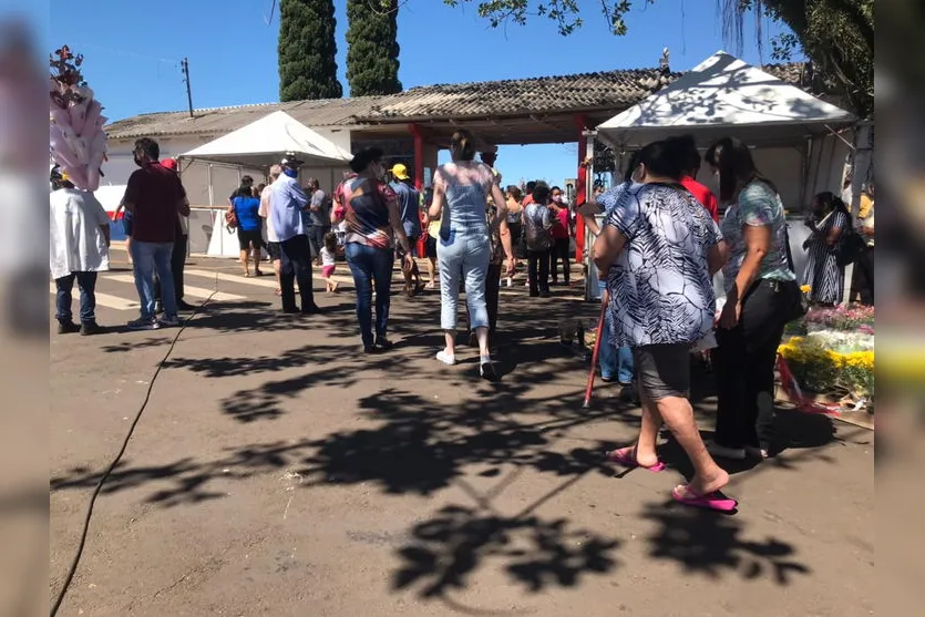 Cristo Rei de Apucarana registra intenso movimento; veja