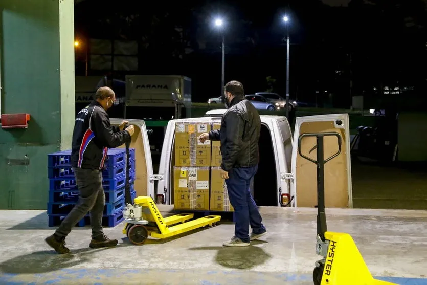 Doses exclusivas para adolescentes chegam ao Paraná