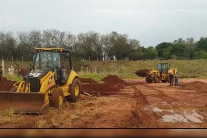 Duas crianças e um adulto morrem afogados em vala no PR