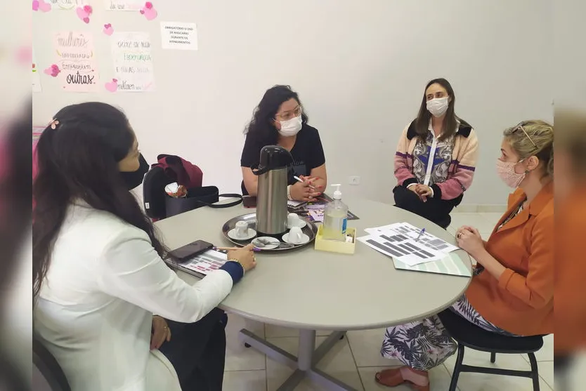 Economia solidária de Apucarana é exemplo para Colombo