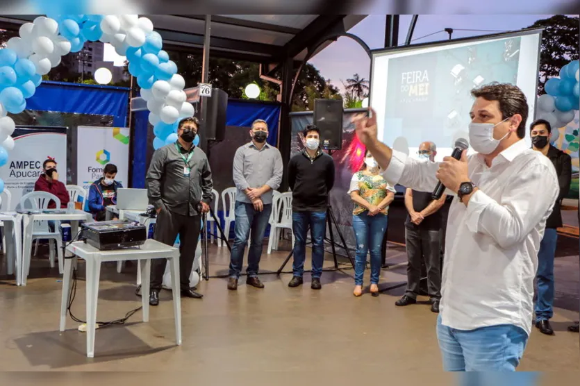 Feira expõe produtos e serviços de microempreendedores