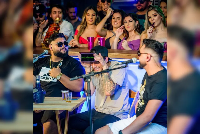 Felipe Prior, ex-BBB, estreia como empresário de dupla do PR