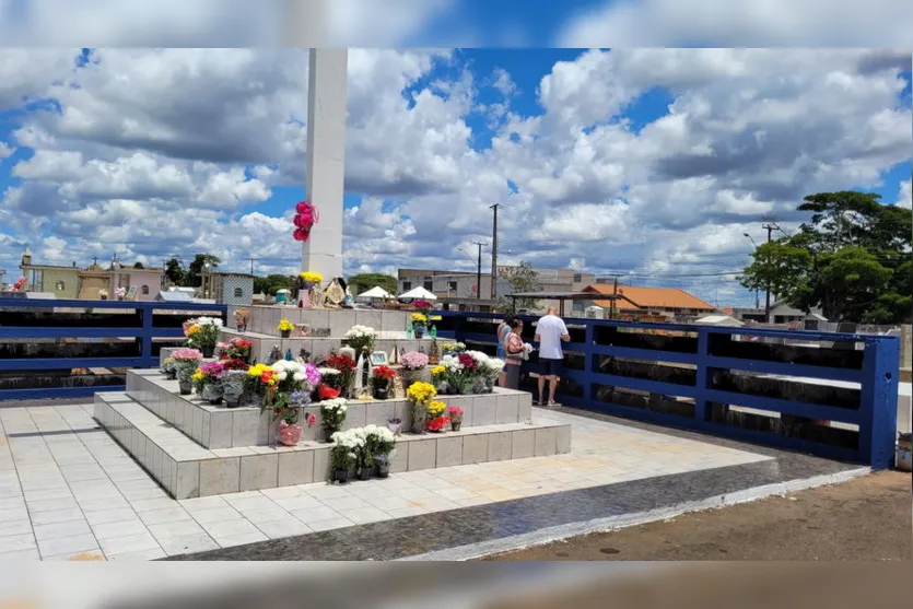 Finados: Cristo Rei de Apucarana recebe visitantes