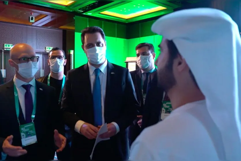 Governador e empresários se reúnem com investidores