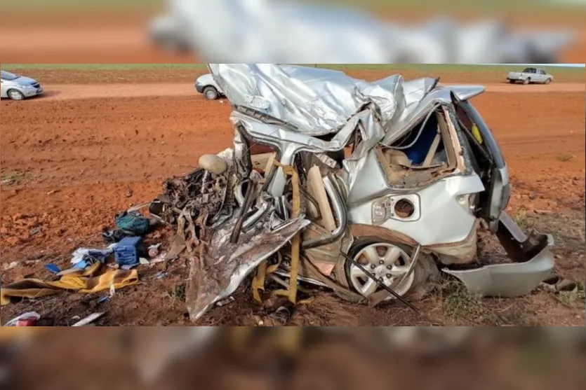 Grave acidente envolvendo Van provoca 13 mortes no MT