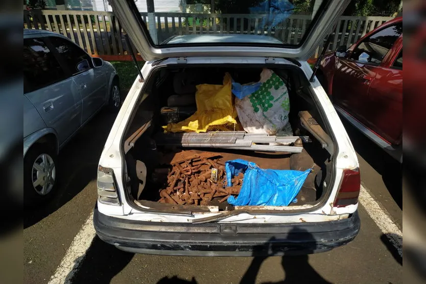 Homens são presos após furto de objetos de linha férrea