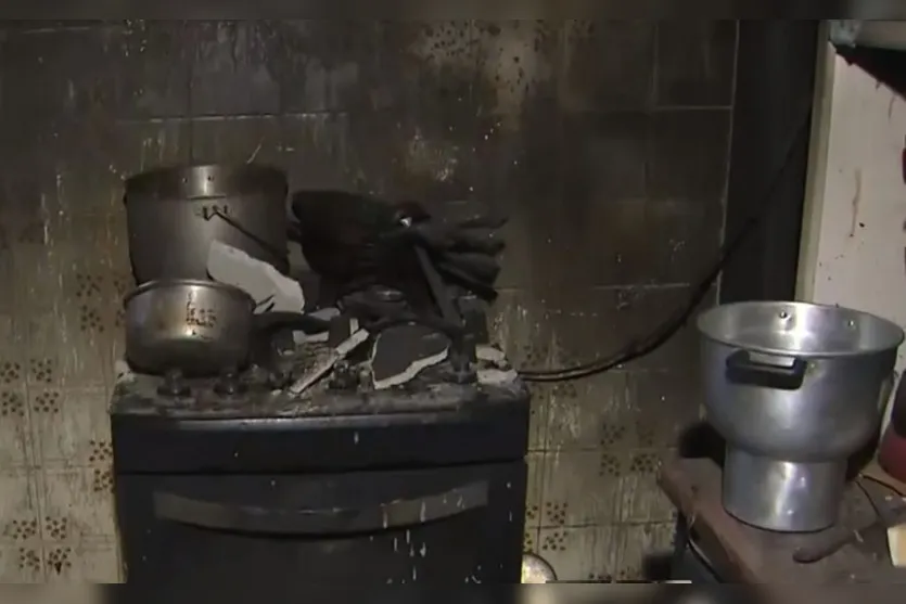 Idosa se salva de incêndio após ser 'avisada' por cadela