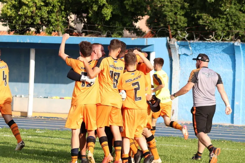 Laranja Mecânica vence o REC e avança à semifinal