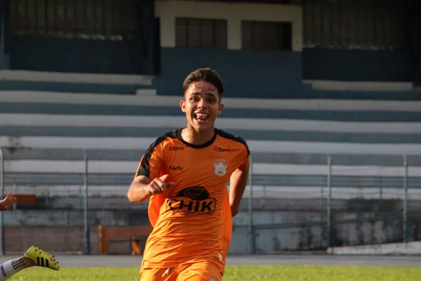 Laranja Mecânica vence o REC e avança à semifinal