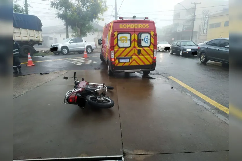 Motociclista é levado para Upa após acidente em Apucarana