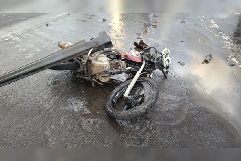 Motociclista fica ferida em acidente na BR 369 em Aricanduva