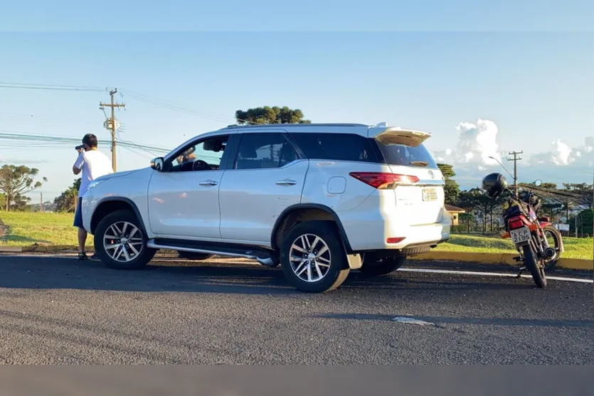 Motociclista fica ferido em acidente perto do 'Bonezão'