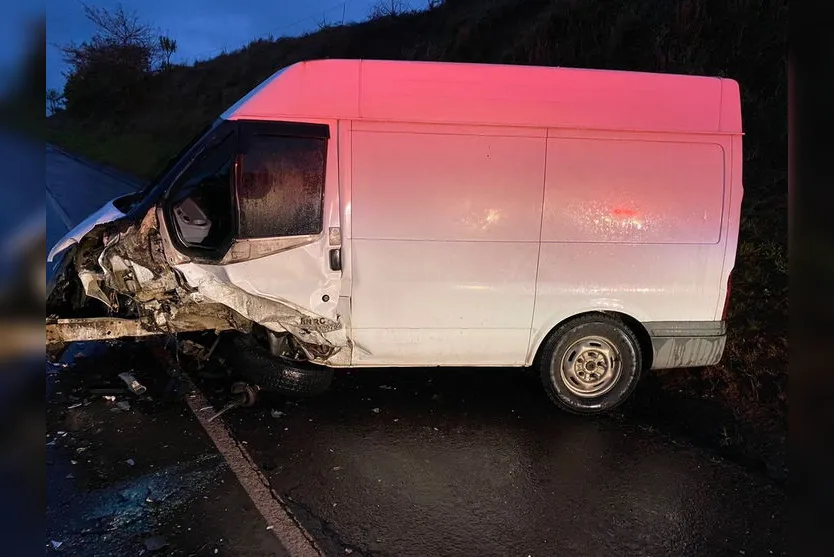 Motorista morre e outro fica ferido em acidente na PR-090