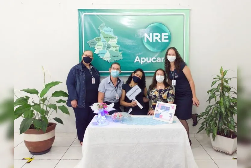 NRE homenageia professores e alunos após olimpíada