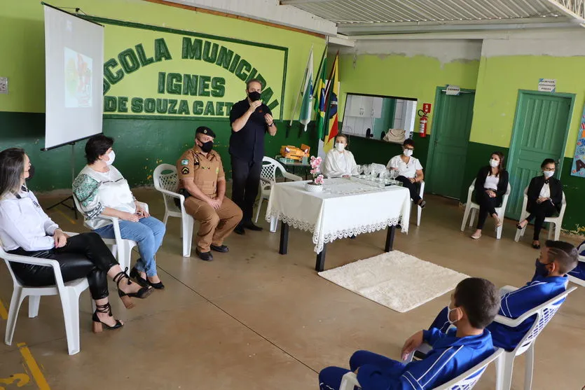  O evento de retomada do Proerd aconteceu na Escola Municipal Ignes de Souza Caetano 