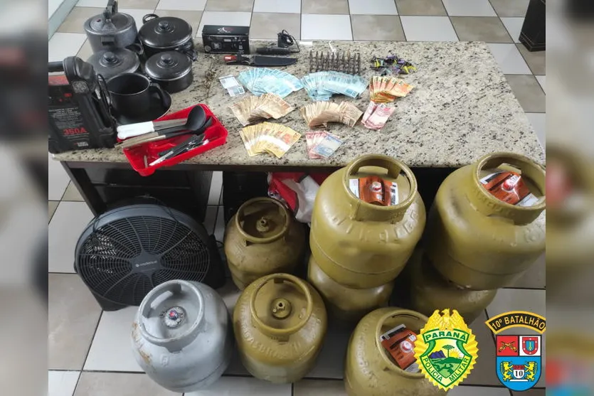  Objetos recuperados no Núcleo Habitacional Tancredo Neves 