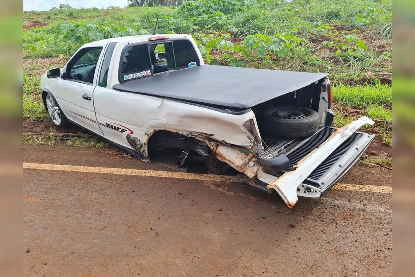 PR-466: Motorista é socorrido em estado grave após acidente