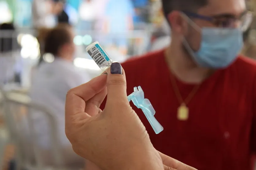 PR, Ministério da Saúde e Paraguai realizam vacinação