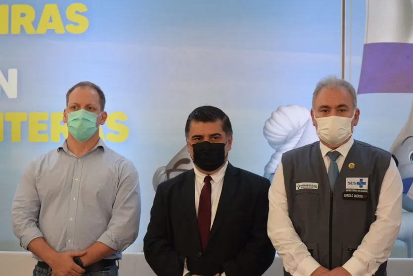 PR, Ministério da Saúde e Paraguai realizam vacinação