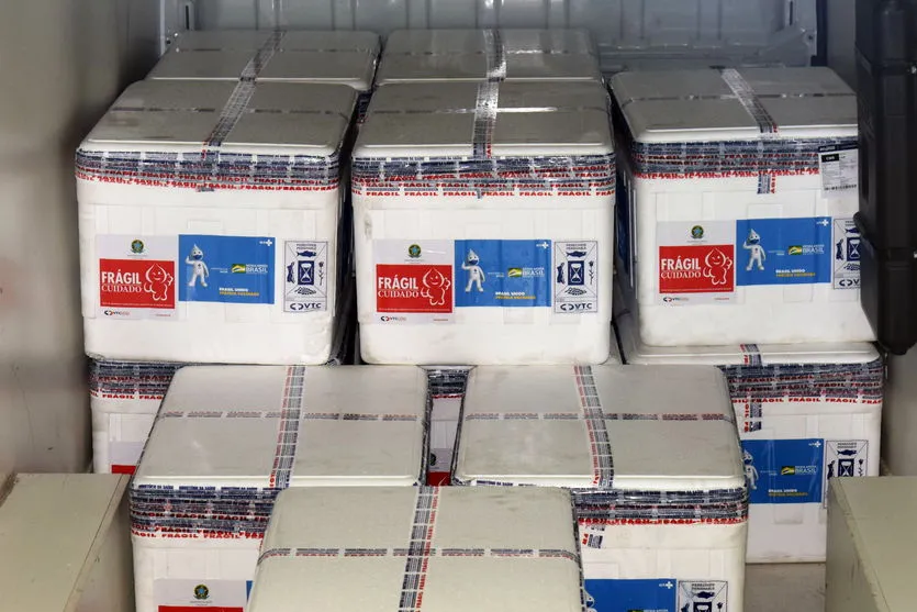 Paraná anuncia início da aplicação da dose de reforço