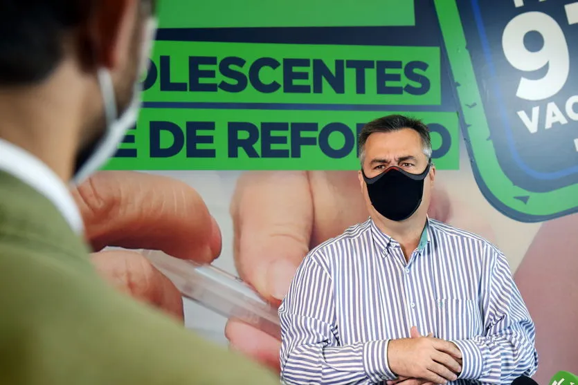 Paraná recebe 161.460 novas doses de vacina contra COVID