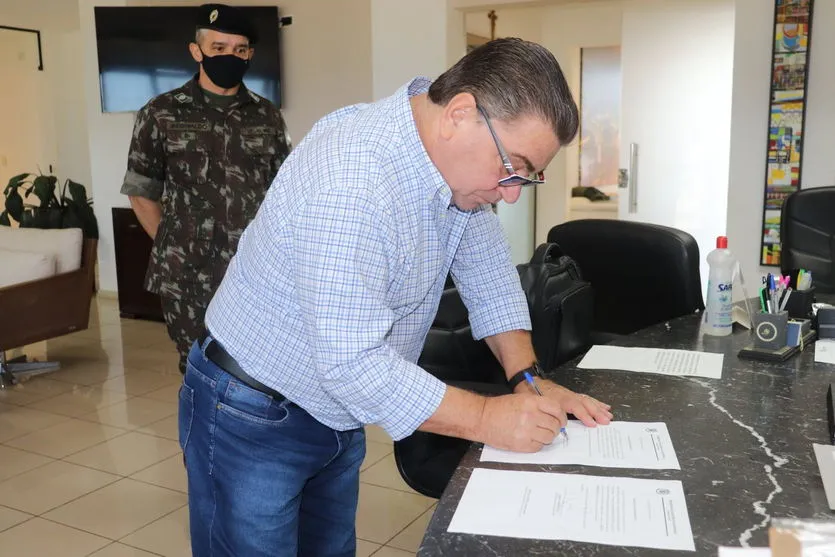 Prefeito é o novo presidente da Junta Militar de Arapongas