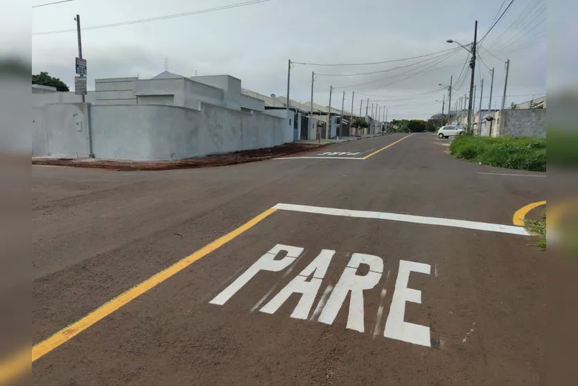 Prefeitura de Apucarana renova e amplia sinalização viária