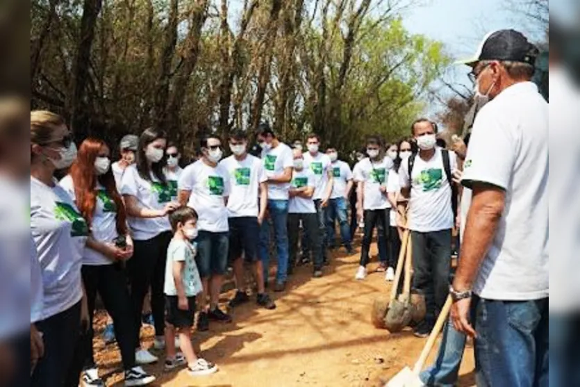 Propriedade que permite adoção de árvores comemora 1 ano