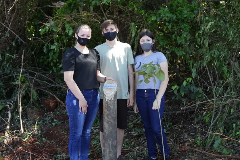 São Pedro do Ivaí faz homenagem às vítimas da Covid-19