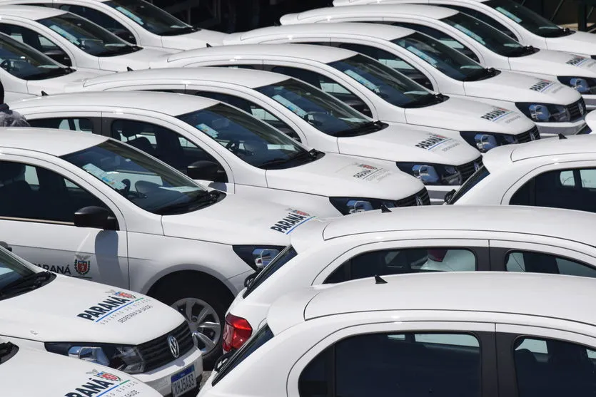 Saúde do PR entrega 108 veículos para a Região Metropolitana