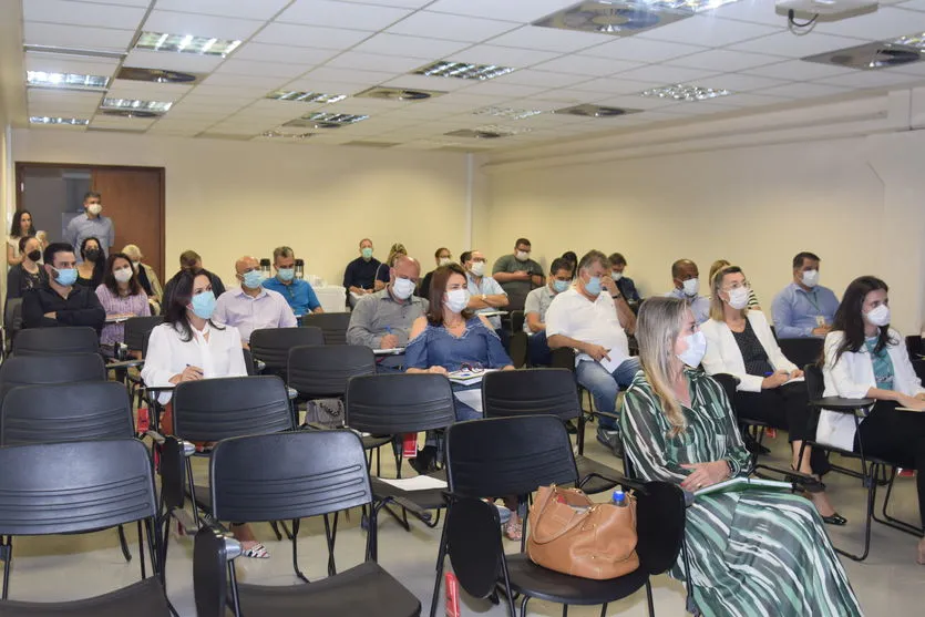 Secretário reúne direção das Regionais para alinhar ações