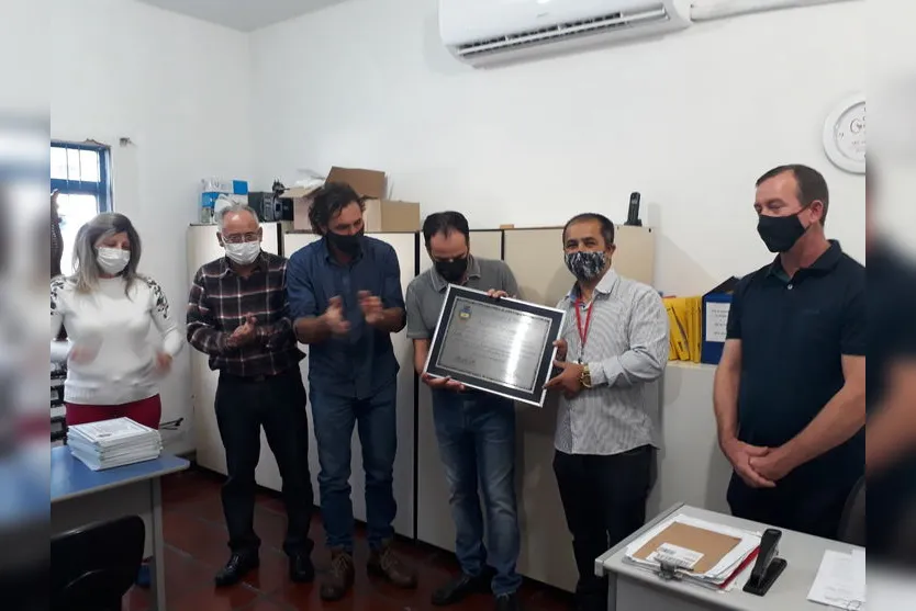 Servidores da Aserfa recebem Moção de Aplausos da Câmara
