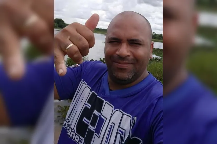 Tombamento causa morte de caminhoneiro no Paraná