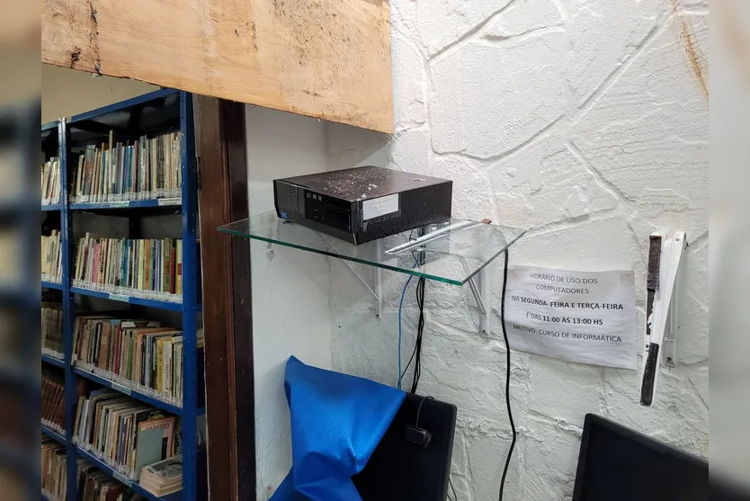 Vandalismo e furto: Biblioteca da “Praça do 28” é invadida