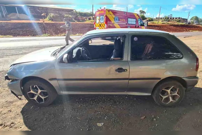 Acidente entre carro e moto deixa dois feridos em J. Alegre