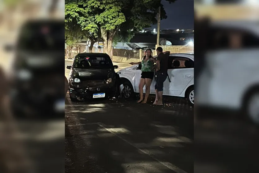 Acidente entre três veículos é registrado na Avenida Aviação
