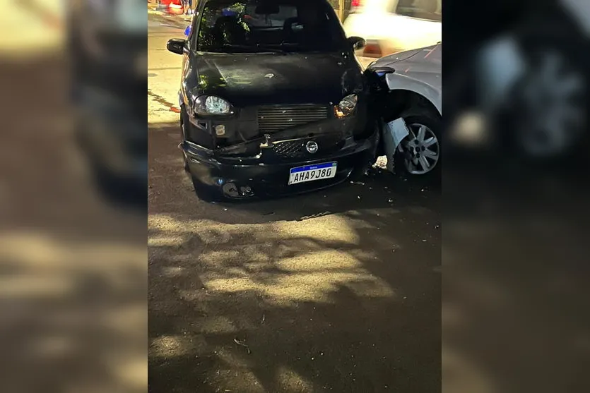 Acidente entre três veículos é registrado na Avenida Aviação
