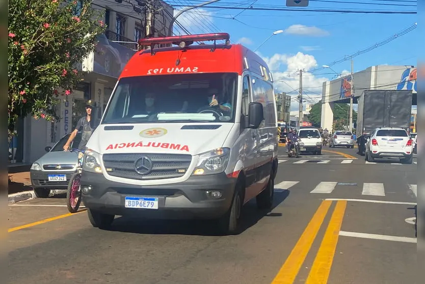 Acidente no centro de Apucarana complica trânsito