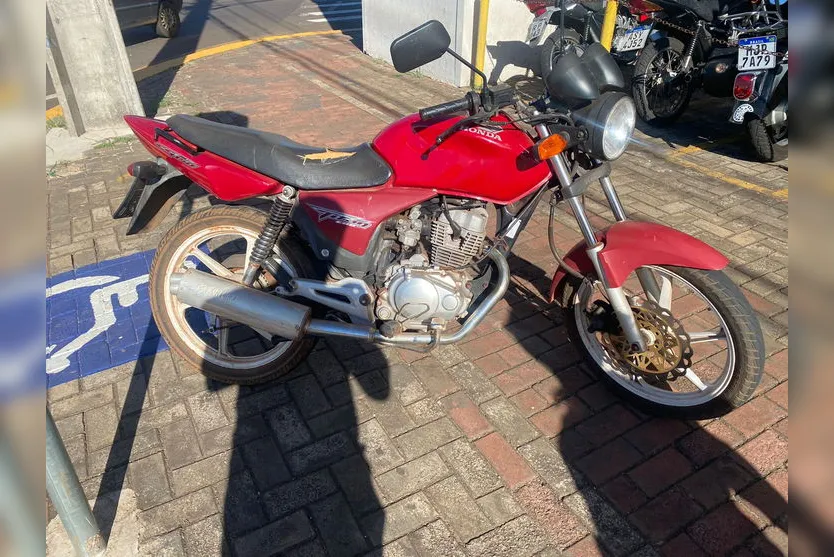 Acidente no centro de Apucarana complica trânsito