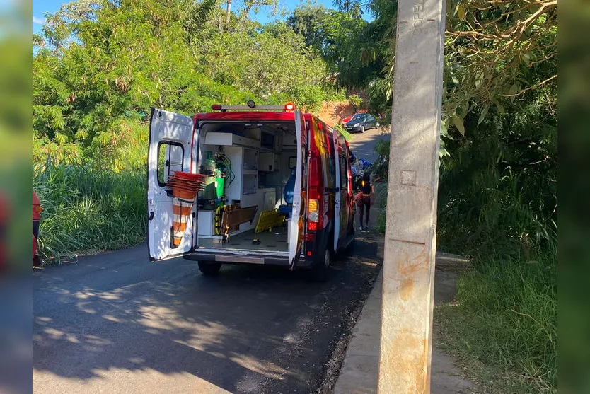Adolescente cai de bicicleta em bairro de Apucarana
