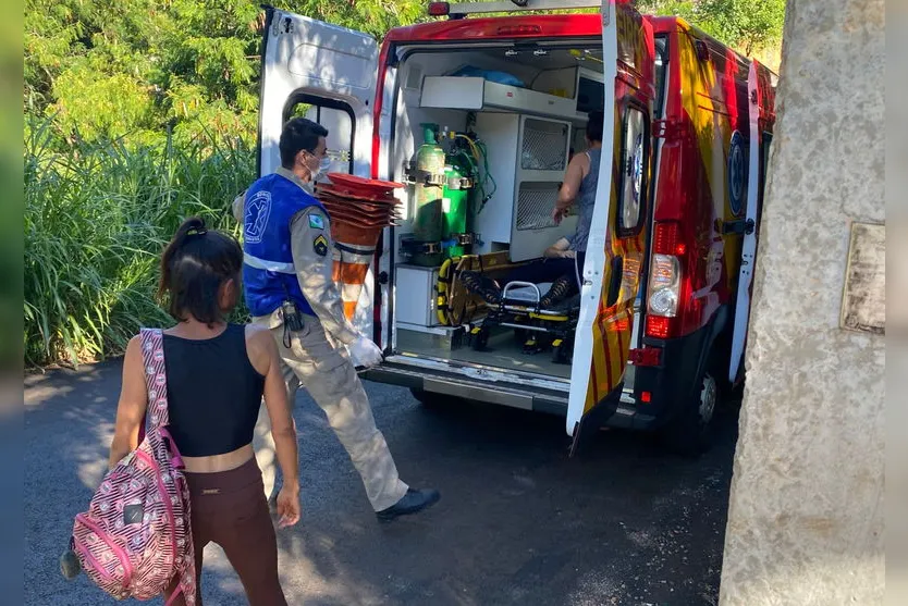 Adolescente cai de bicicleta em bairro de Apucarana