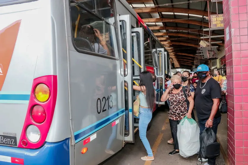 Apucarana estende subsídio do transporte coletivo