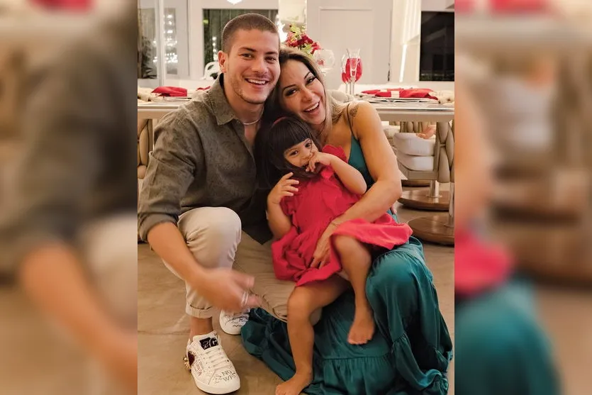 Ator Arthur Aguiar é anunciado no BBB22; conheça