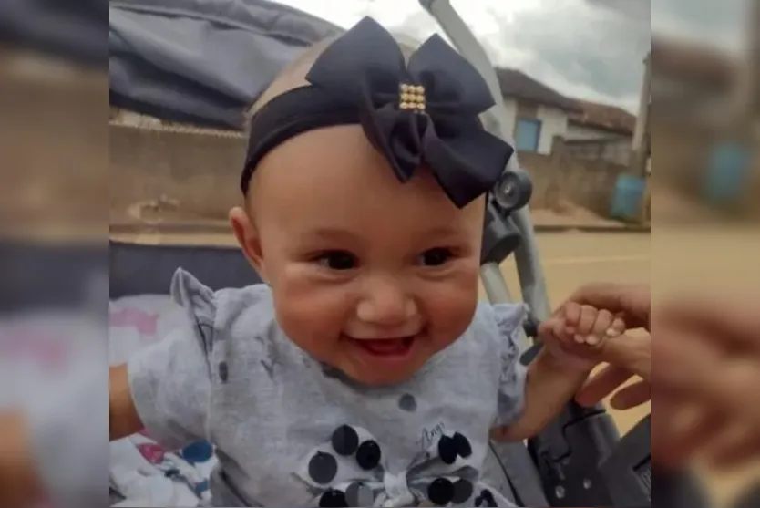Bebê cai em rio após mãe se desequilibrar em ponte com lama