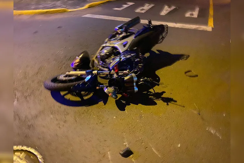 Casal fica ferido em acidente no centro de Apucarana