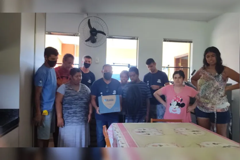 Copa da Amizade: entidades de Apucarana recebem doação