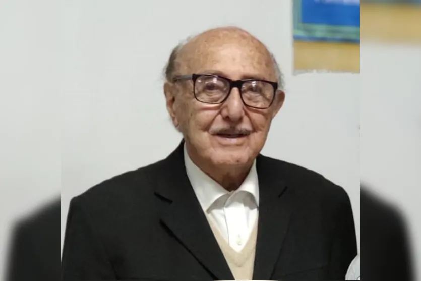 Fahed Daher, médico e poeta de Apucarana, completa 95 anos