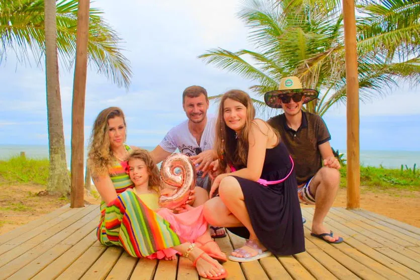 Josi Sirtoli comemora o aniversário de sua filha na Bahia