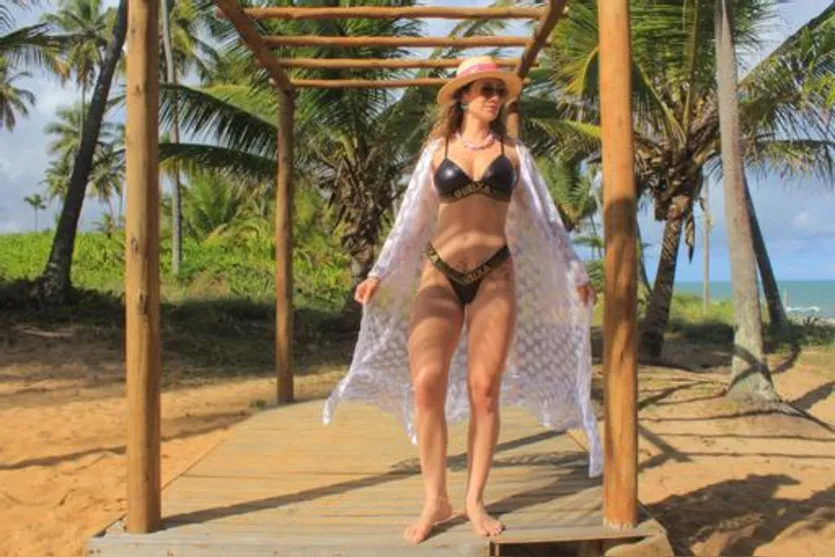 Josi Sirtoli comemora o aniversário de sua filha na Bahia